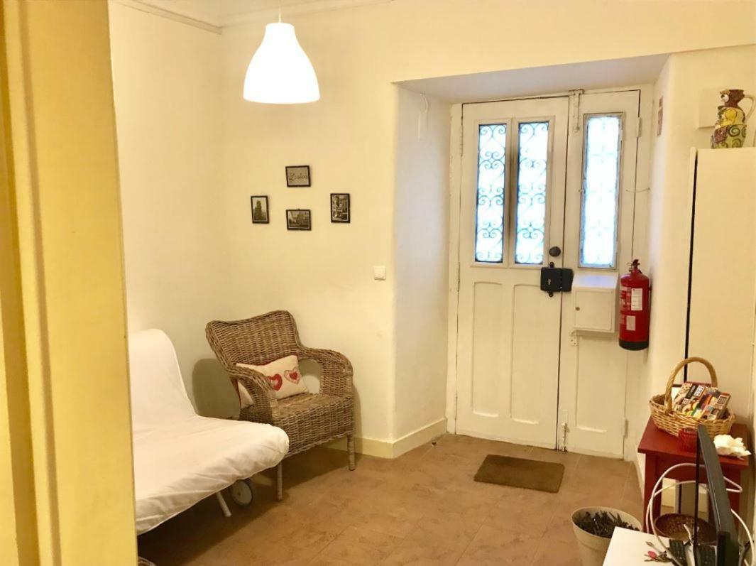 Flat In Historic Neighbourhood Apartment Lisbon Luaran gambar